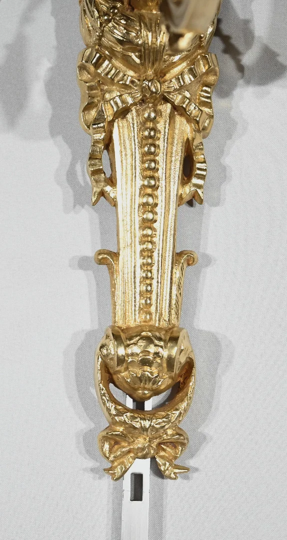 Paire d'Appliques en Bronze Doré, style Louis XVI - Milieu XIXe
