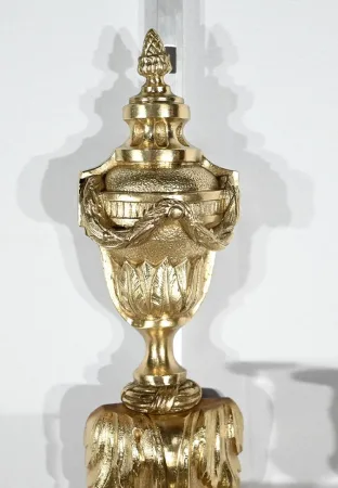 PAAR BRONZE-WANDLEUCHTEN IM LOUIS XVI-STIL