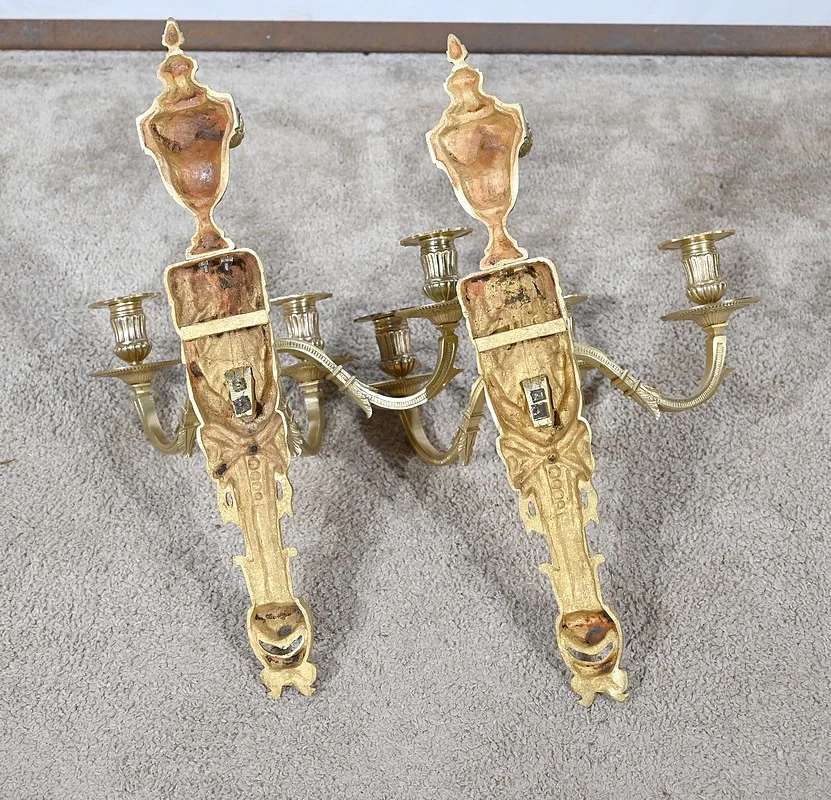 Paire d'Appliques en Bronze Doré, style Louis XVI - Milieu XIXe