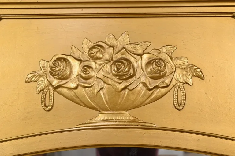 SPIEGEL IM LOUIS XVI-STIL