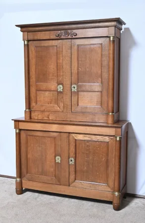 BUFFET AUS DER FRANZÖSISCHEN REICHSZEIT