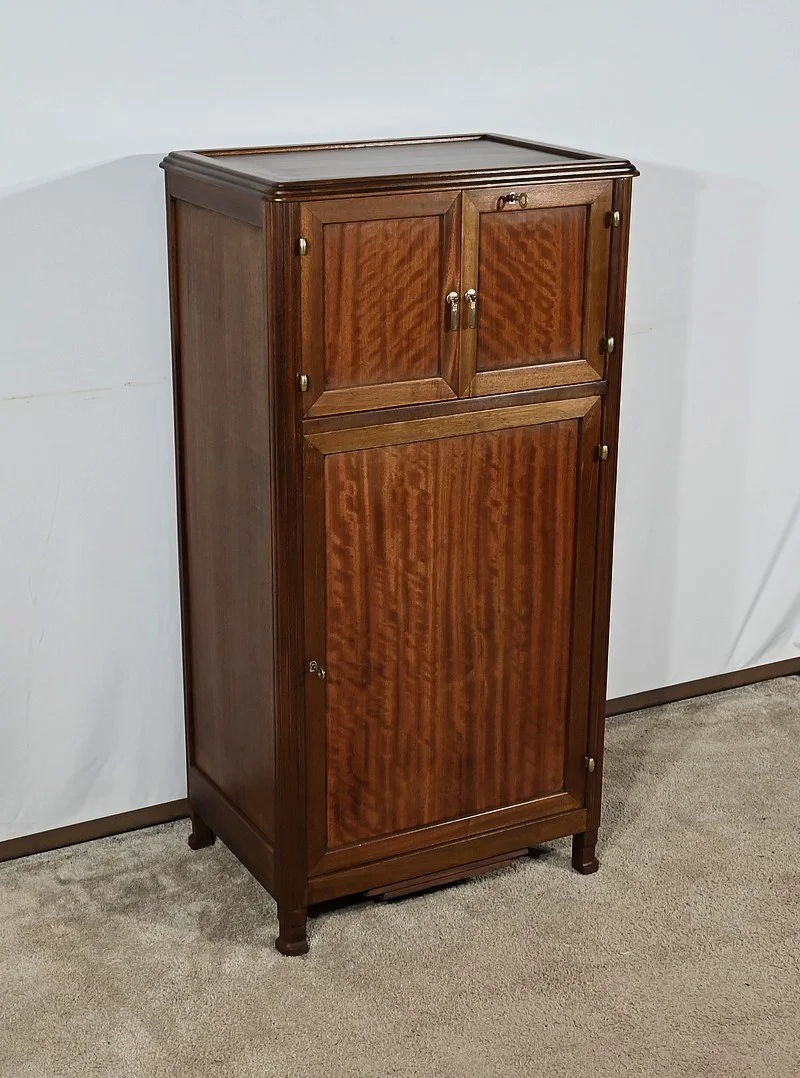 Plattenspielerschrank aus der Art-Déco-Zeit