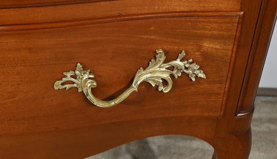 LOUIS XV STYLE CHEST OF DRAWERS