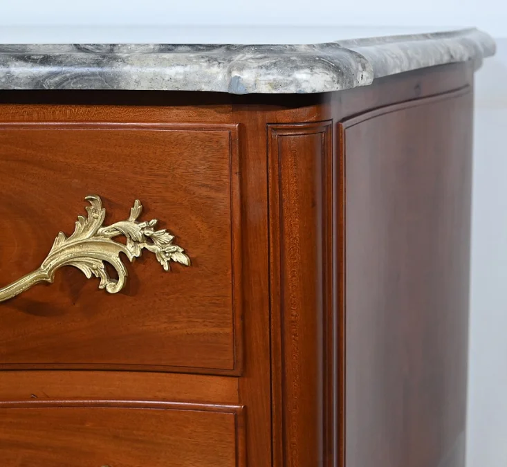 LOUIS XV STYLE CHEST OF DRAWERS
