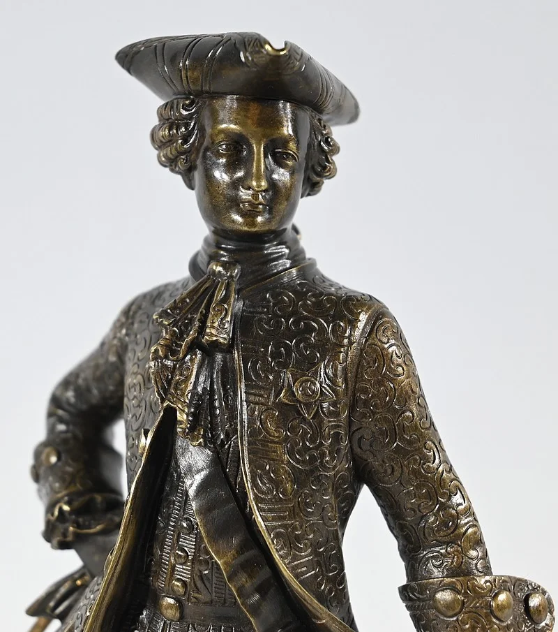 FIGURA DE BRONCE