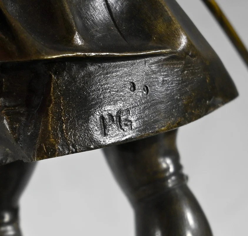 FIGURA DE BRONCE