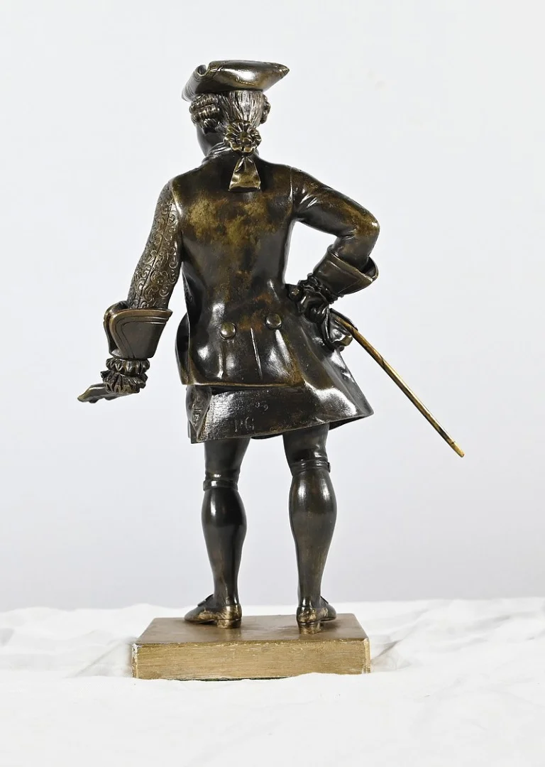 FIGURA DE BRONCE