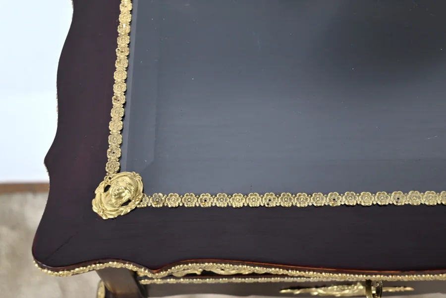 LOUIS XV STYLE DISPLAY TABLE