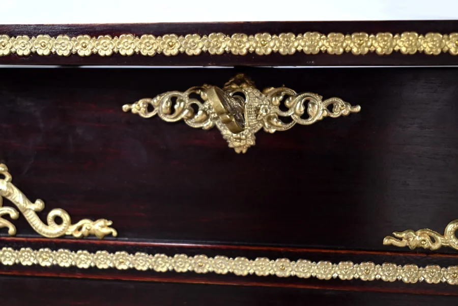 LOUIS XV STYLE DISPLAY TABLE