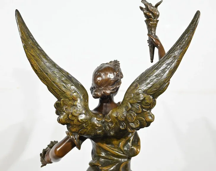 СТАТУЯ SPELTER подписана FERVILLE SUAN