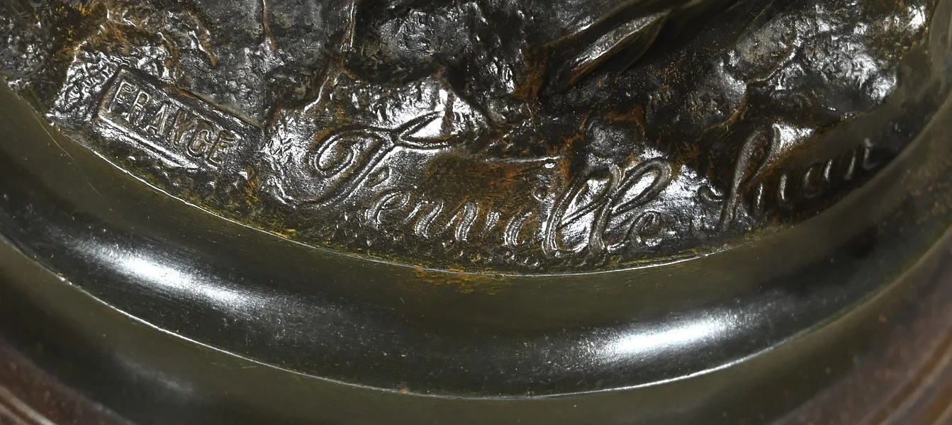 Importante Sculpture en Régule, "La Patrie", signée Ferville Suan - Fin XIXe