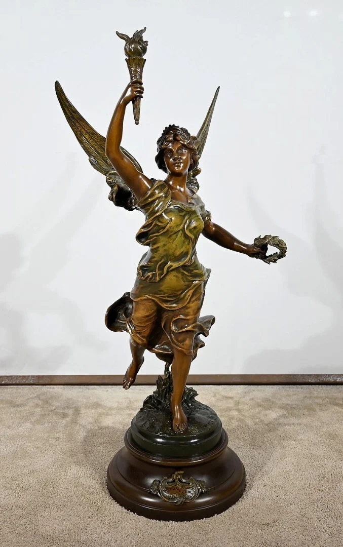 Importante Sculpture en Régule, "La Patrie", signée Ferville Suan - Fin XIXe