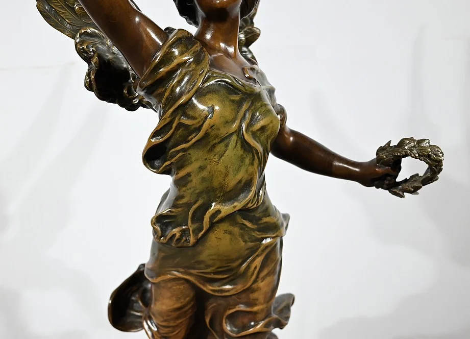 Importante Sculpture en Régule, "La Patrie", signée Ferville Suan - Fin XIXe