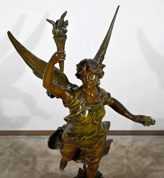 СТАТУЯ SPELTER подписана FERVILLE SUAN