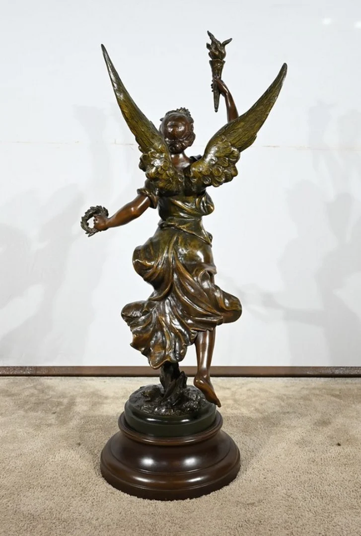 Importante Sculpture en Régule, "La Patrie", signée Ferville Suan - Fin XIXe