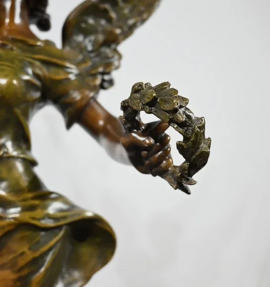 СТАТУЯ SPELTER подписана FERVILLE SUAN