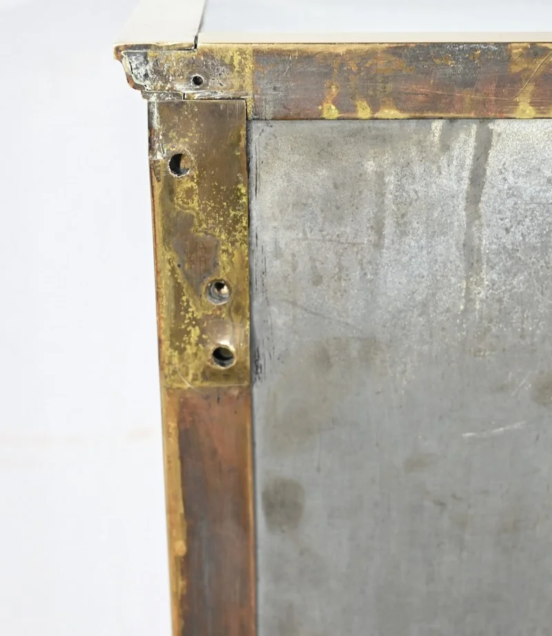 DISPLAY CABINET