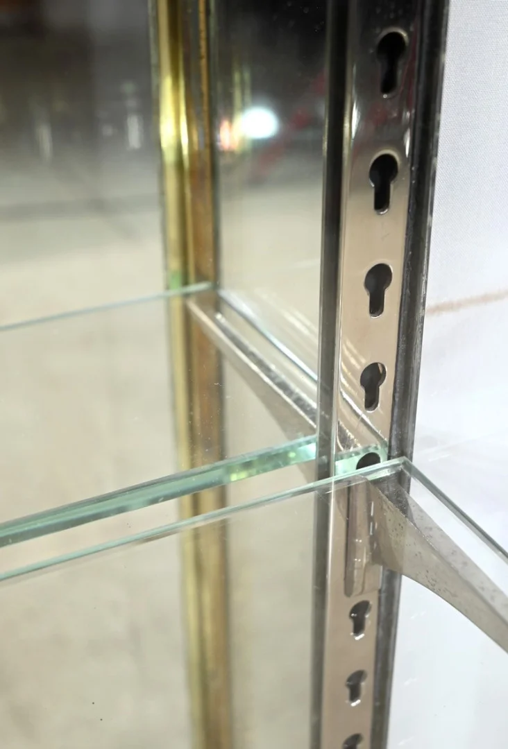 DISPLAY CABINET