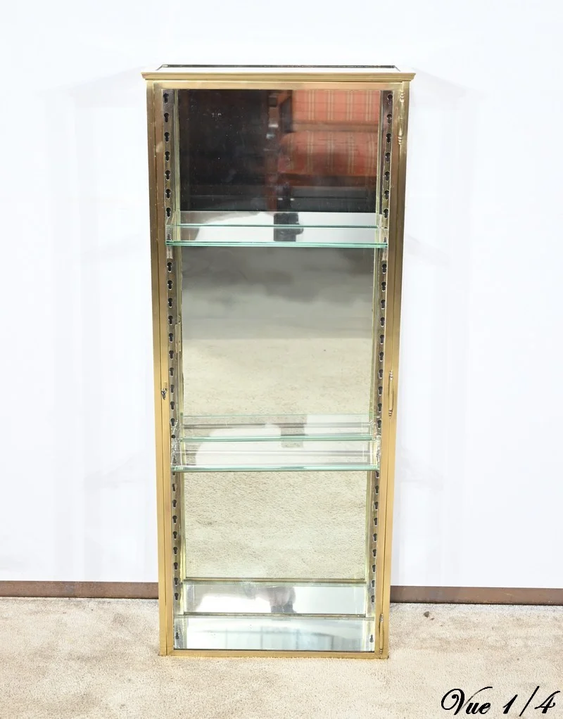 DISPLAY CABINET