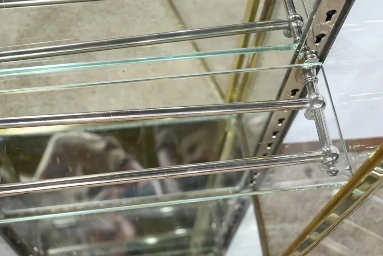 VITRINE