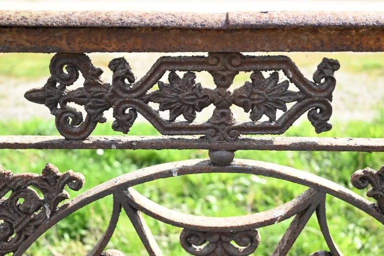Garde-Corps de Fenêtre en Fer Forgé et Fonte – 2ème Partie XVIIIe