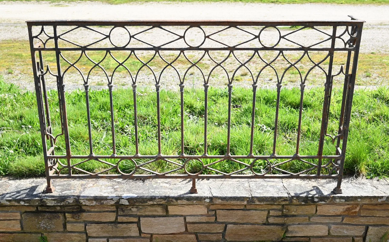 FENSTERGELÄNDER