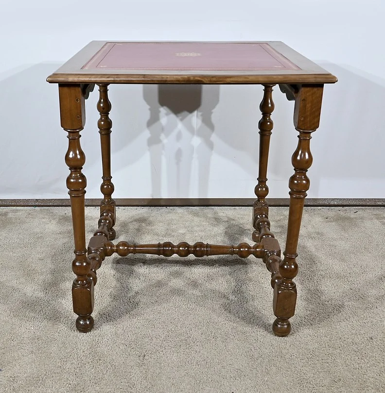Petite Table en Noyer massif, style Louis XIII / Louis XIV - Début XIXe