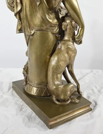 青铜雕像，署名 PEIFFER