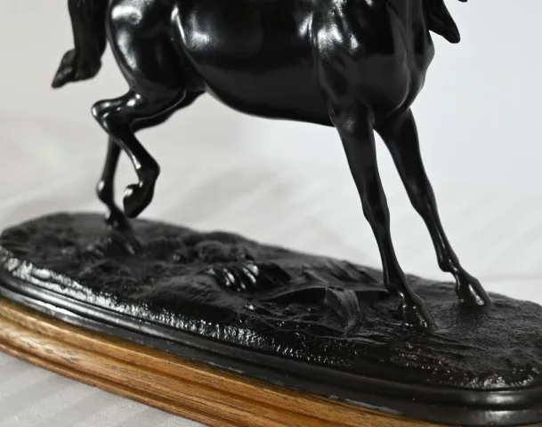 Cheval en Régule sur Socle Bois – Début XXe