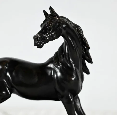 Cheval en Régule sur Socle Bois – Début XXe
