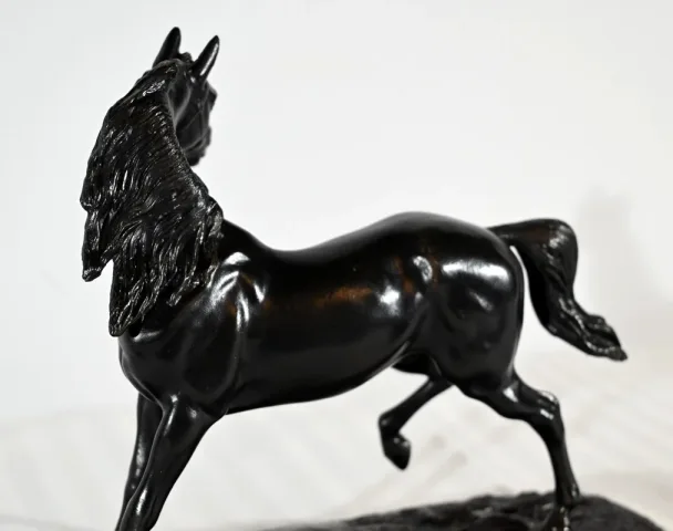 Cheval en Régule sur Socle Bois – Début XXe