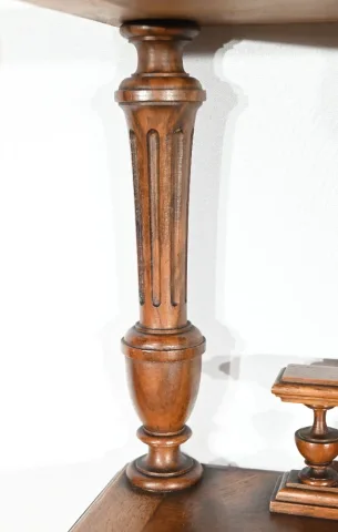 Rare Meuble à Musique en Noyer – 1920