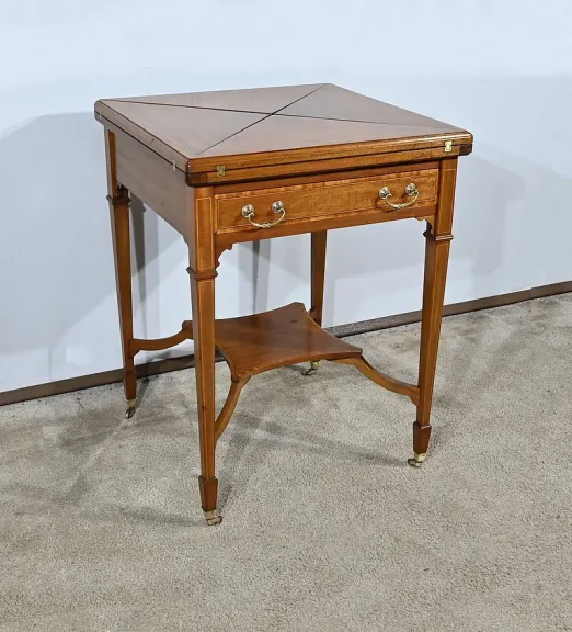 Table à Jeux, dite Mouchoir, en Acajou Blond - 1930