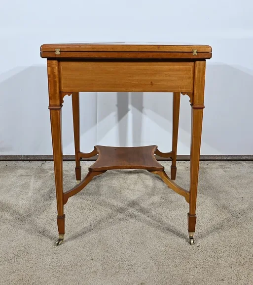 Table à Jeux, dite Mouchoir, en Acajou Blond - 1930