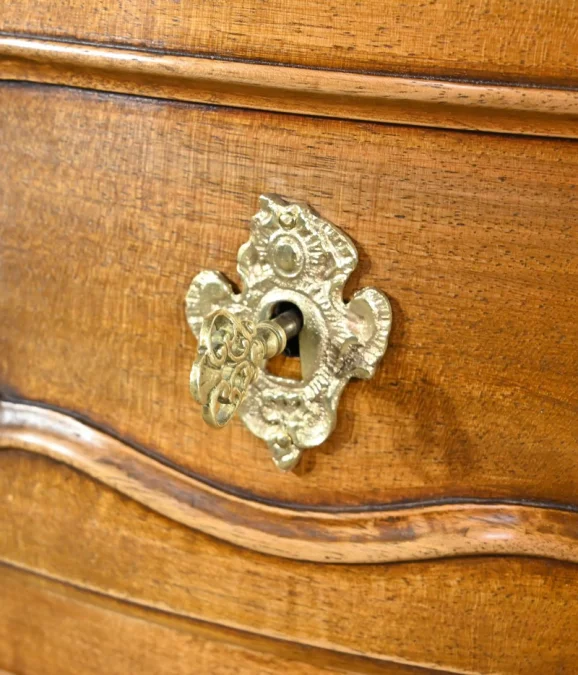 LOUIS XV STYLE CHEST OF DRAWERS