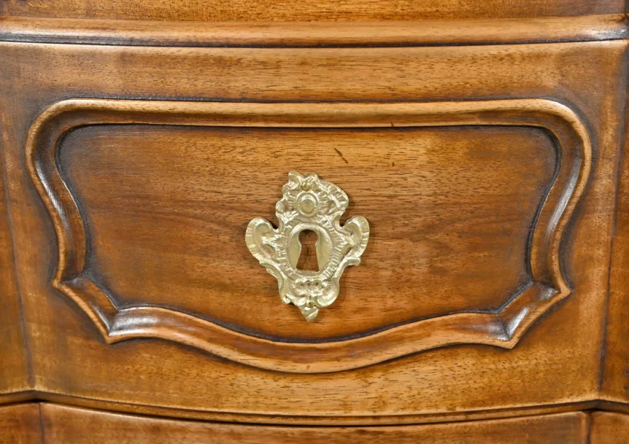 LOUIS XV STYLE CHEST OF DRAWERS