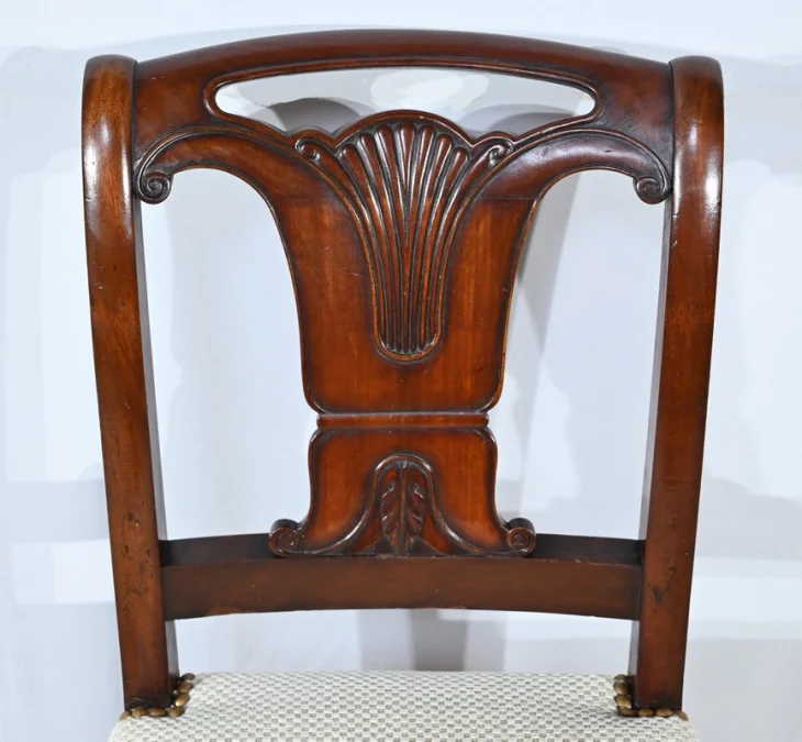 Suite de 5 Chaises en Acajou de Cuba, époque Restauration – Début XIXe