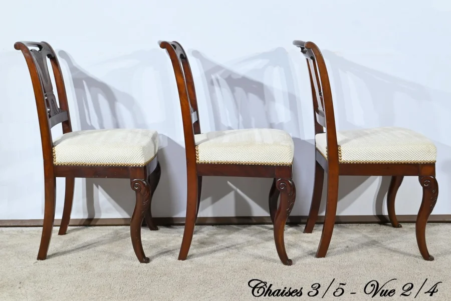 Suite de 5 Chaises en Acajou de Cuba, époque Restauration – Début XIXe