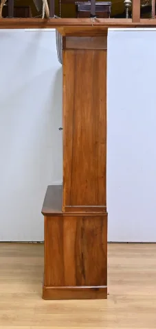 十九世纪书柜