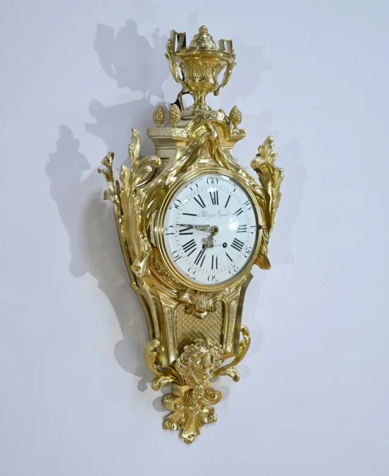 WALL CLOCK