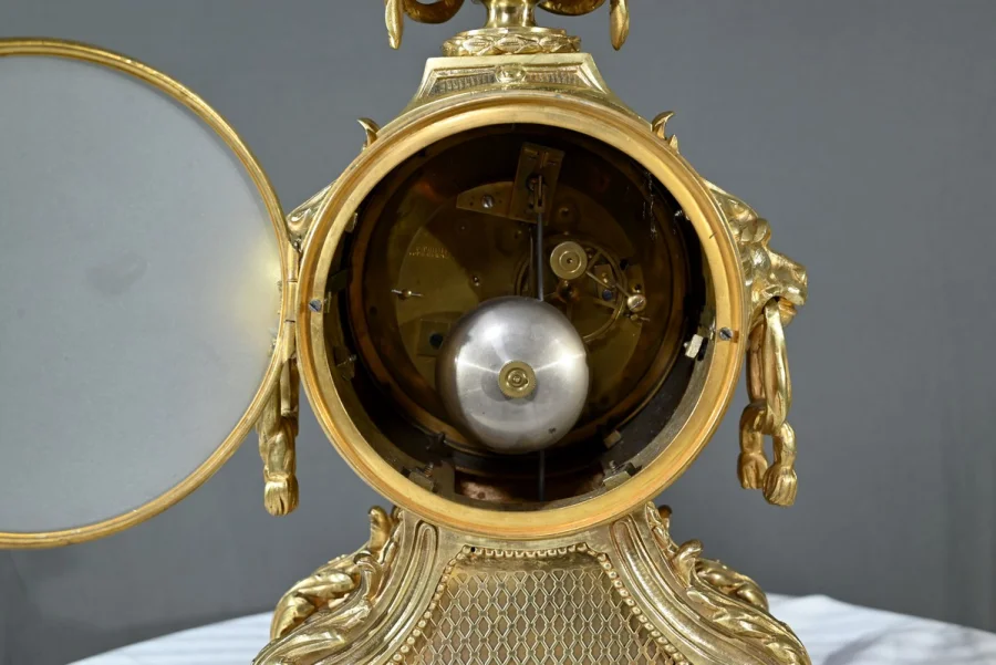 NINETEENTH CENTURY FRENCH CLOCK
