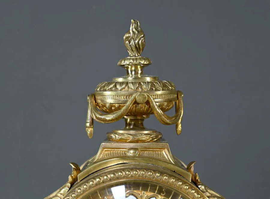 NINETEENTH CENTURY FRENCH CLOCK