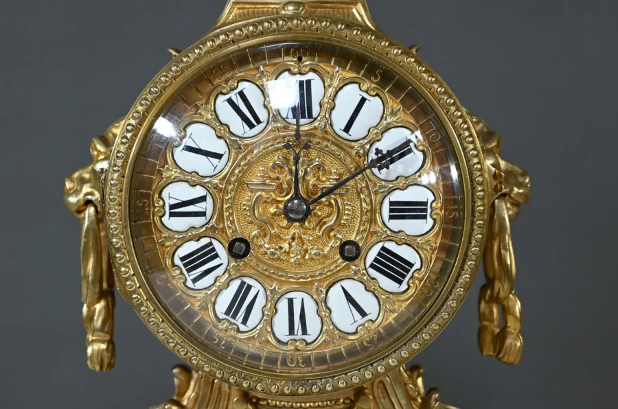 NINETEENTH CENTURY FRENCH CLOCK