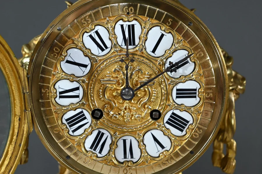 NINETEENTH CENTURY FRENCH CLOCK