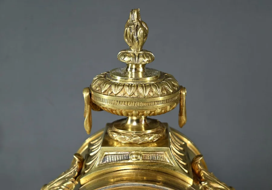 NINETEENTH CENTURY FRENCH CLOCK