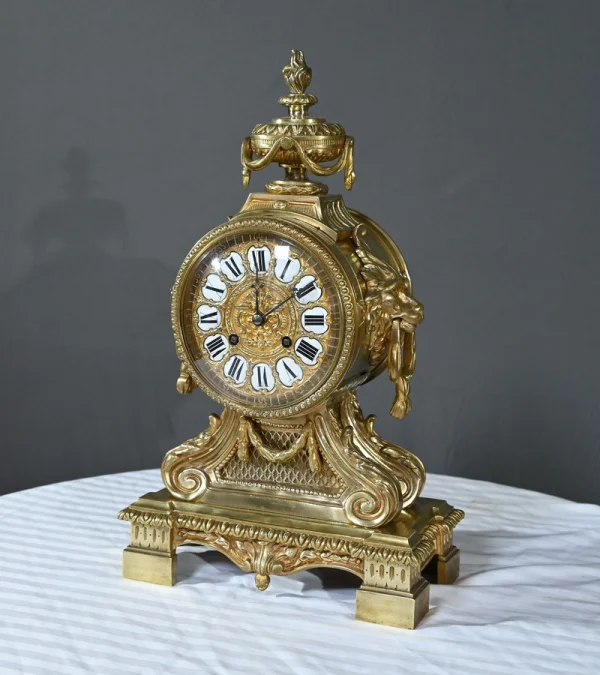 NINETEENTH CENTURY FRENCH CLOCK