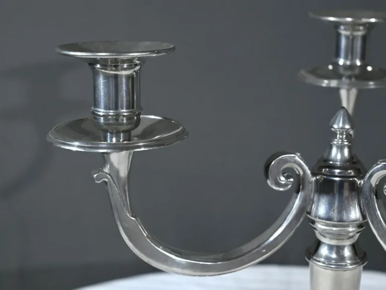 Paire de Candélabres en Étain, « Le Lingot » – Milieu XXe