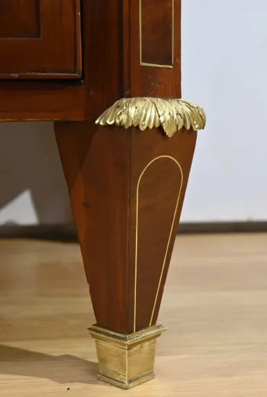 KOMMODE AUS LOUIS XVI-ZEITRAUM