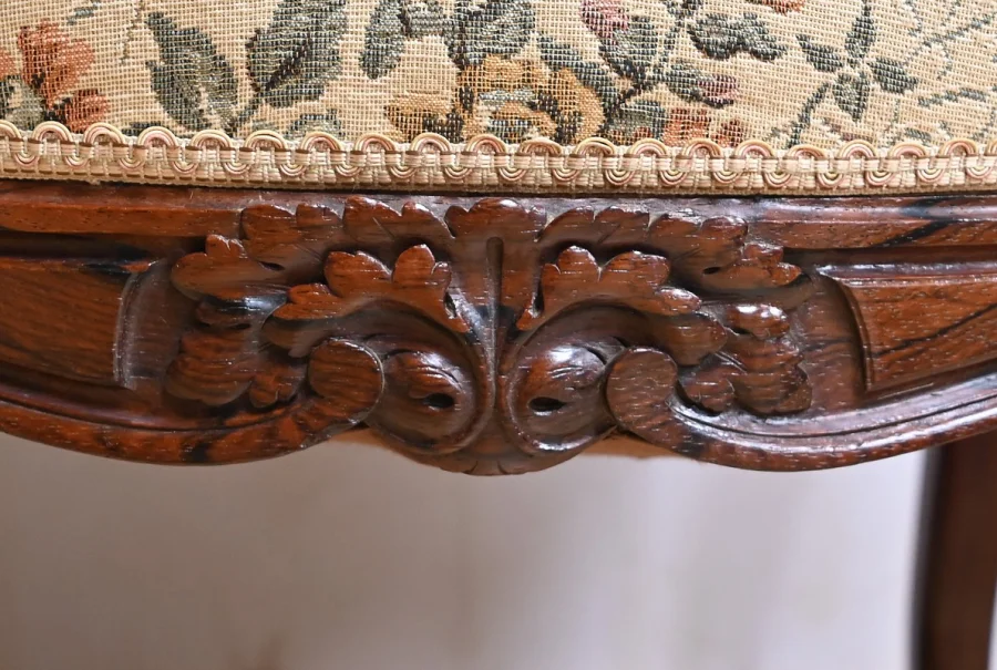 Suite de 4 Chaises en Palissandre, style Louis XV, époque Napoléon III – Milieu XIXe