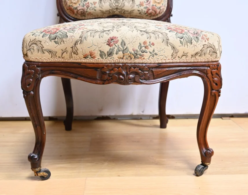 Suite de 4 Chaises en Palissandre, style Louis XV, époque Napoléon III – Milieu XIXe